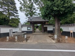 寺院入口